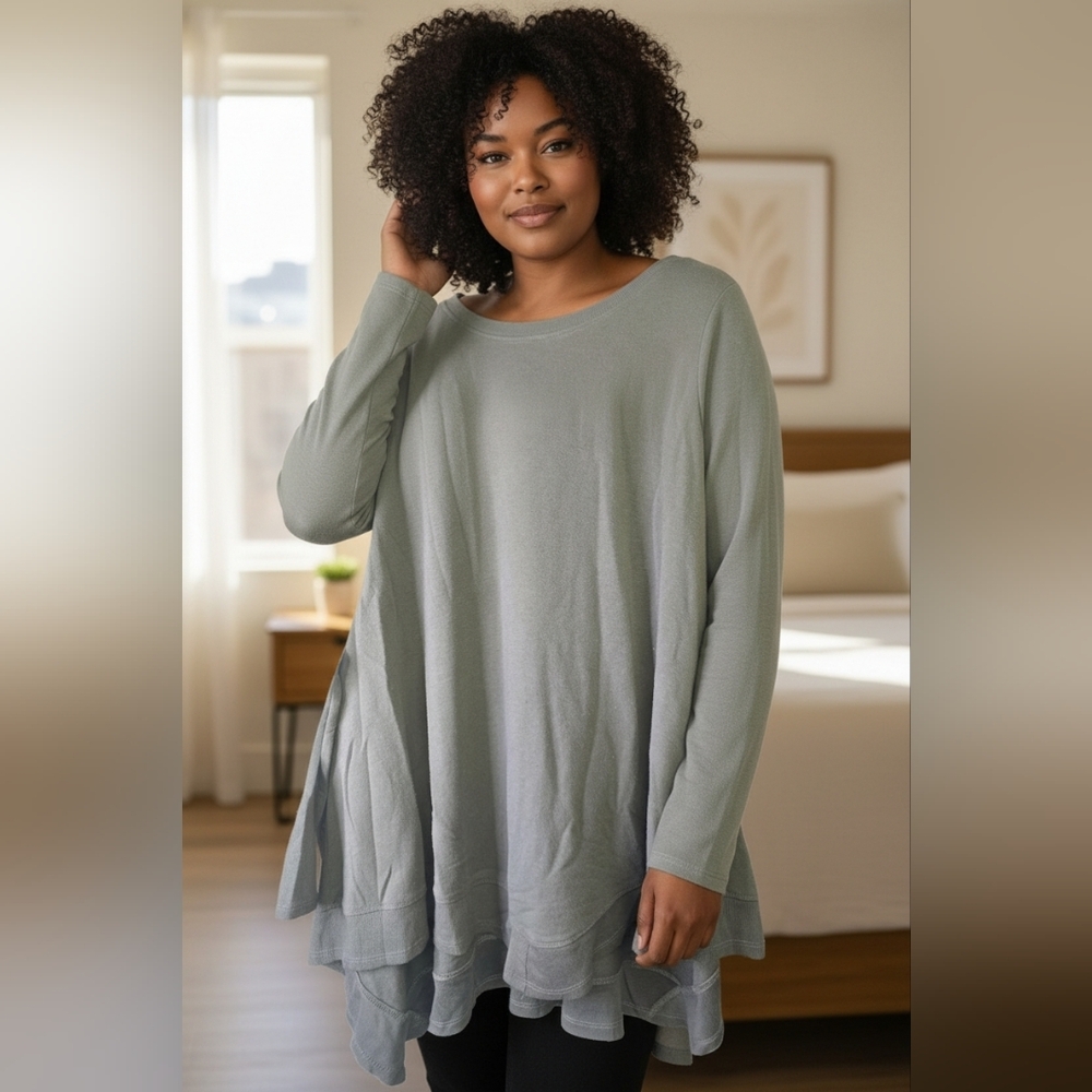 Cupio Sage Green Long Sleeve Layered Tunic Top